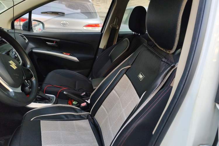 Used Suzuki S-Cross 2014 1.6L CVT Two-Wheel Drive Entry Model Left Front Seat