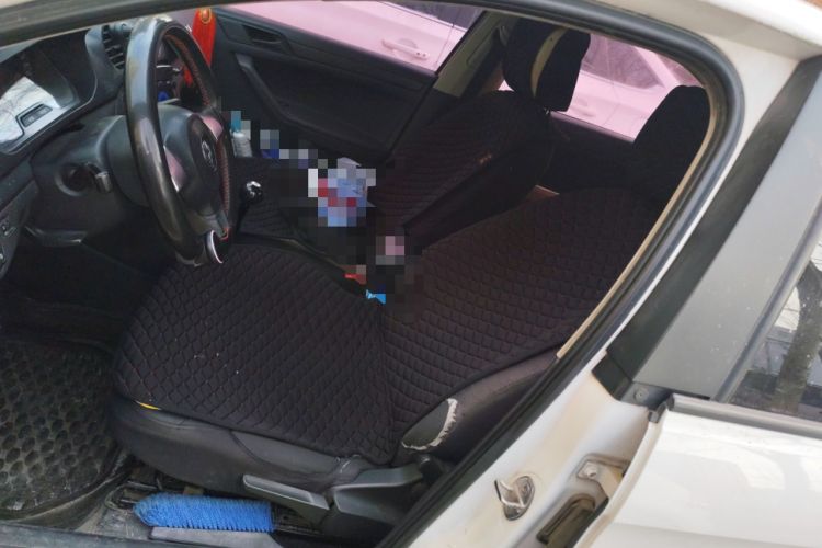 Used Volkswagen Jetta 2015 Value Edition 1.6L Manual Fashionable Style Left Front Seat