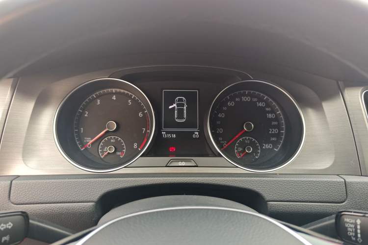 Used Volkswagen Golf 2016 230TSI Automatic Luxury Version