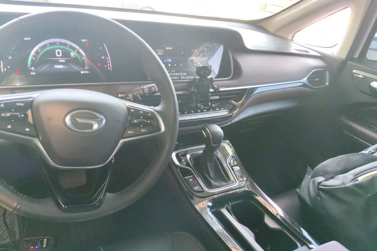 Used GAC Trumpchi M6 2023 PRO 270T DCT Luxury Edition
