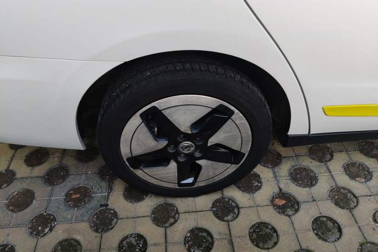 Used Dongfeng Aeolus E70 2023 Revised PRO Smart Drive Version