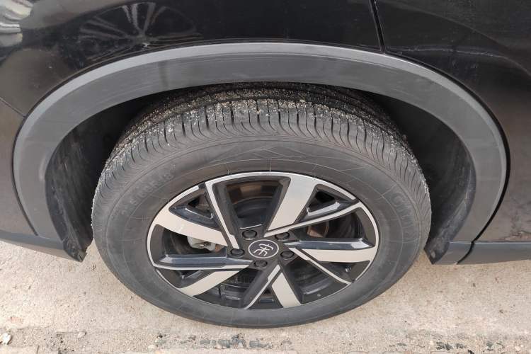 Used BYD Song Pro New Energy 2024 HONOR Edition DM-i 110KM Beyond Model Exterior 5