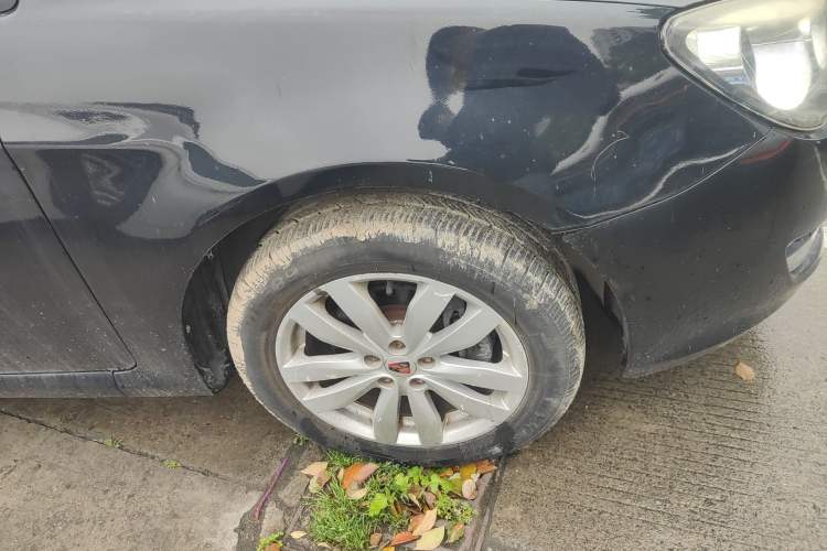 Used Roewe 350 2014 1.5L Automatic Xunyue Version Right Front Wheel Hub