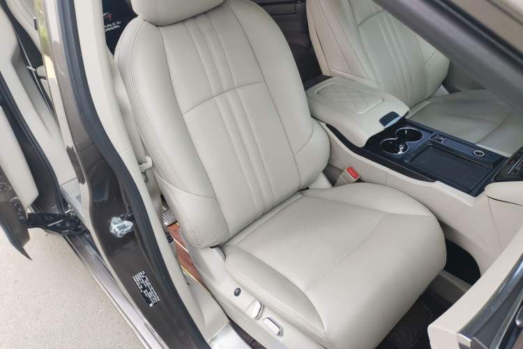 Used Buick GL8 2021 Land Cruiser Executive Class 652T Comfort Model Right Front Seat