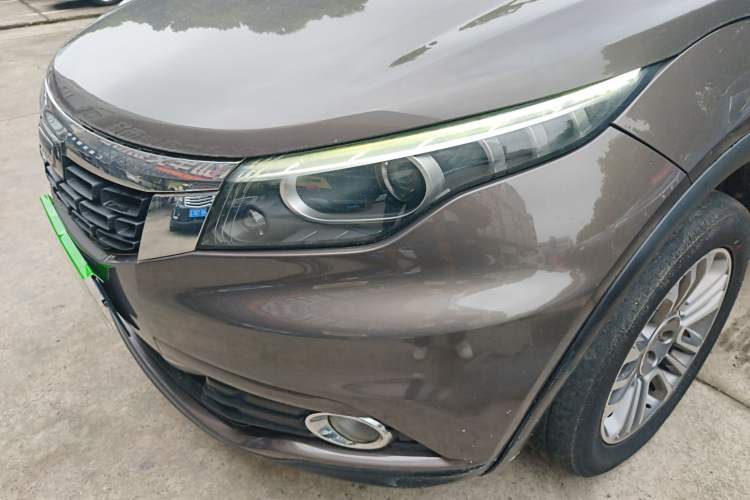 Used Qoros 5 2018 1.6T Automatic Prestige Model Left Front Headlight
