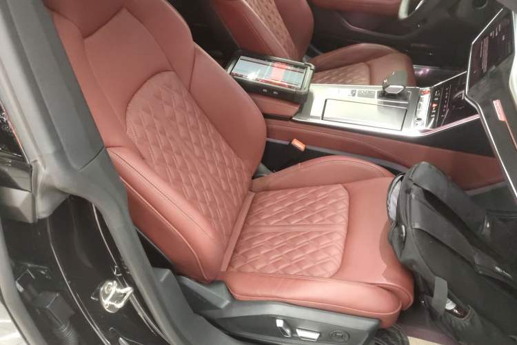 Used Audi A7L 2024 45 TFSI quattro Black Warrior Edition
