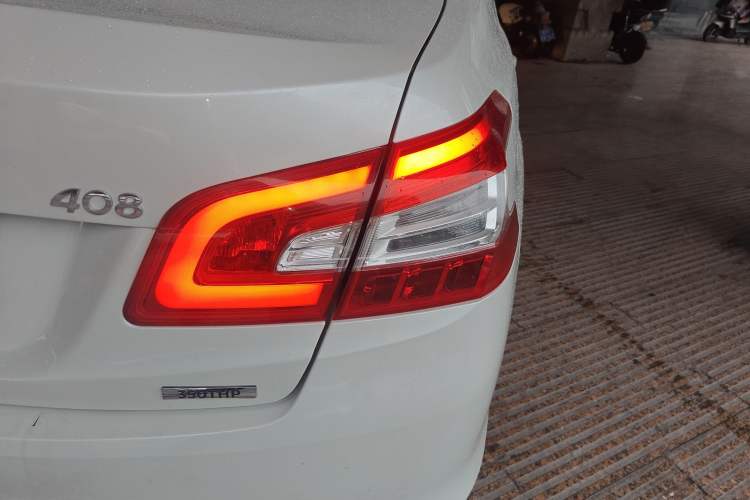 Used Peugeot 408 2018 350THP Automatic Luxury Edition Right Rear Taillight