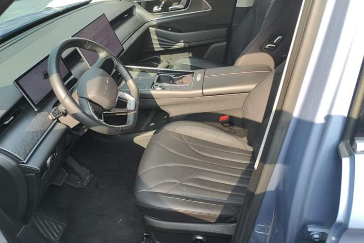 Used Chery Fengyun T9 2024 120 Long-Range Flagship Version 7 Seats Ternary Lithium