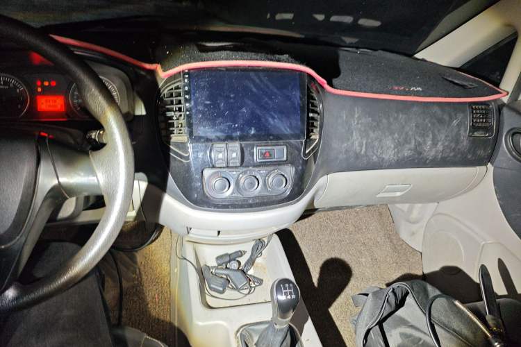 Used FORTHING Lingzhi 2018 M3L 1.6L 7-Seater Comfort Model