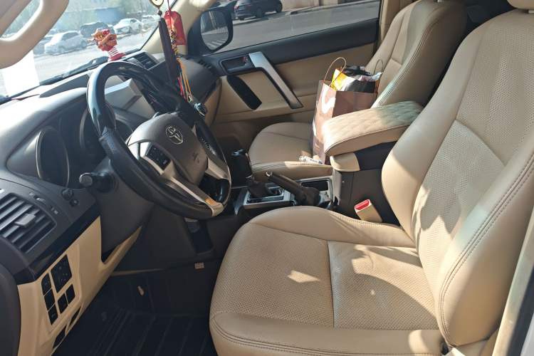 Used Toyota Prado  Left Front Seat