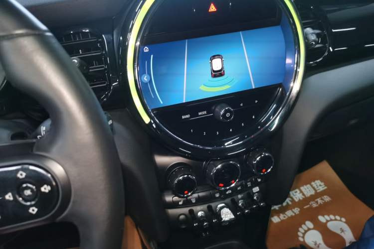 Used MINI MINI 2022 Updated 1.5T COOPER Classic Edition
