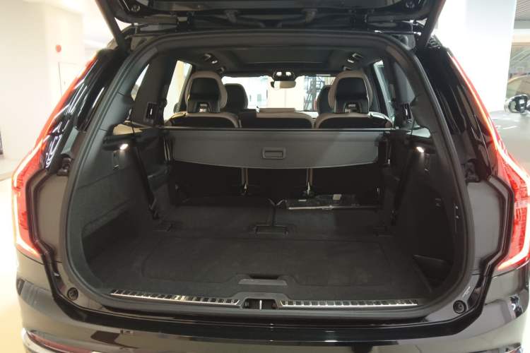 Used Volvo XC90 New Energy 2025 T8 Luxury Prestige 7-Seater