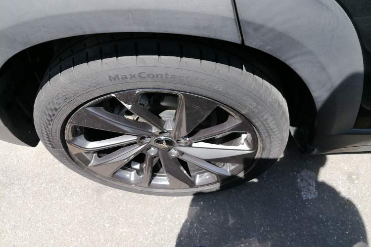 Used CHANGAN UNI-T 2020 1.5T Flagship Version Right Rear Wheel Hub