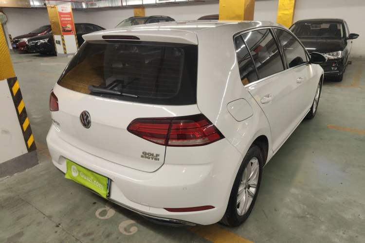 Used Volkswagen Golf 2018 230TSI Automatic Comfort Model