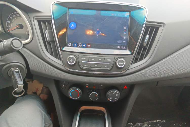 Used Chevrolet Monza 2019 320T Manual Xinxin Edition China VI