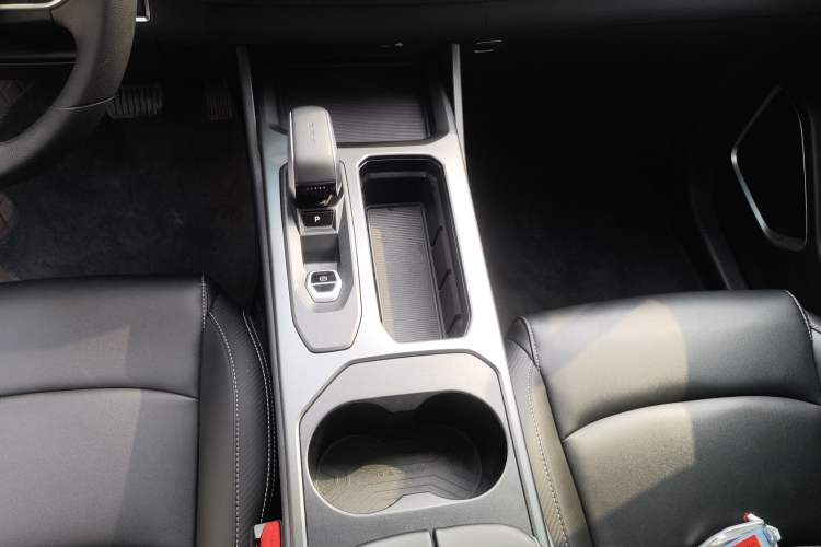 Used Radar King Kong 2025 430 km Two-Wheel Drive Standard Box – Lucky King Gear Lever