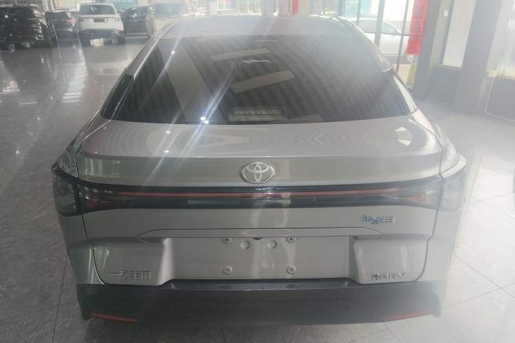 Used Toyota bZ3 2024 517 km Elite PRO Rear