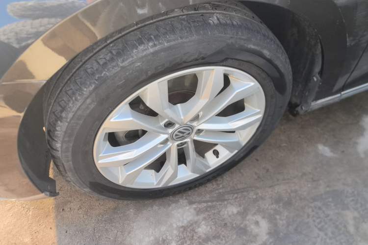 Used Volkswagen Magotan 2017 330TSI DSG Luxury Model
