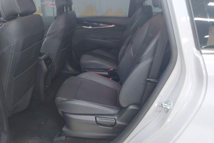 Used SAIC MAXUS G50 2023 PLUS 1.5T Automatic Custom Entry-Level Model
