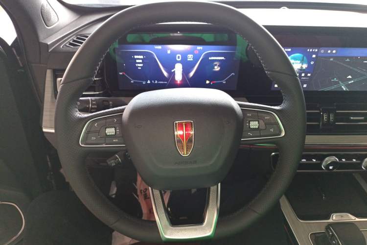 Used Hongqi HS5 2025 2.0T Two-Wheel-Drive Xuan Ying Edition