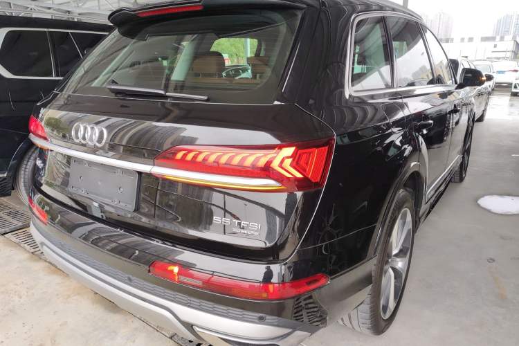 Used Audi Q7 2021 55 TFSI quattro S line Prestige Edition
