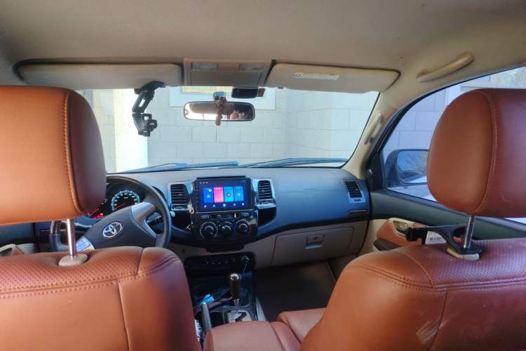 Used Toyota Fortuner  Headliner