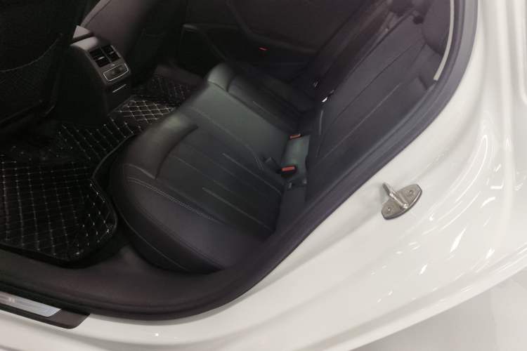 Used Audi A4L 2020 40 TFSI Luxury Prestige Edition
