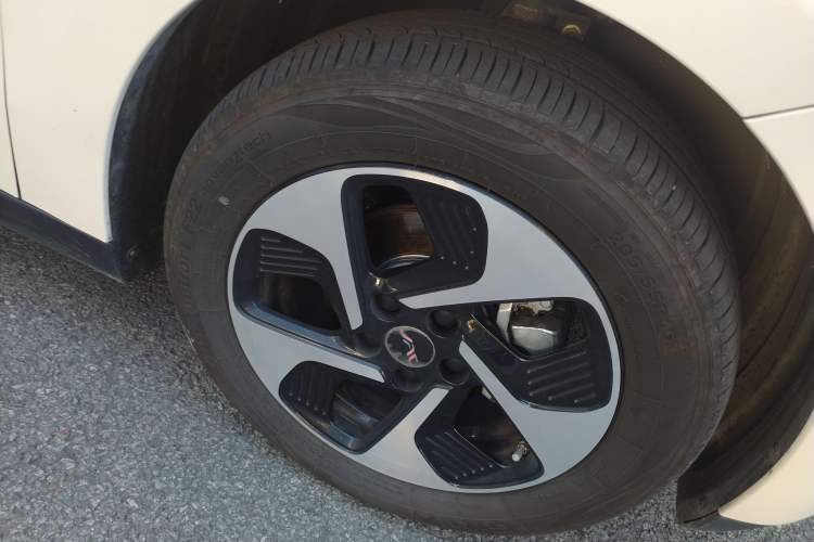 Used JAC Yiwei 3 2023 505km Pro