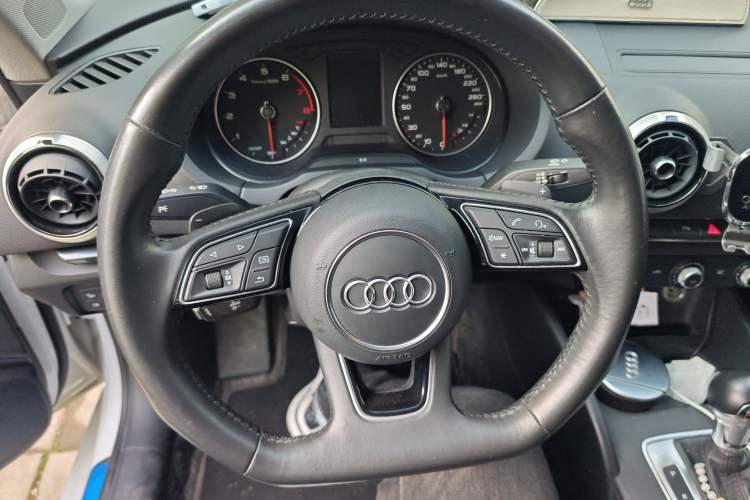 Used Audi A3 2020 Limousine 35 TFSI Fashion Edition China VI Emission Standard
