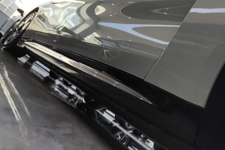 Used Xiaomi Auto SU7 2024 Rear-Drive Long-Range Intelligent Driving Version
