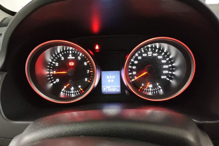 Used Haval H6 2015 Sport Edition 1.5T Automatic Two-Wheel Drive Luxury Model
