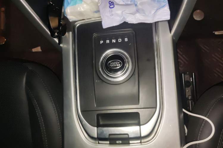 Used Land Rover Discovery Sport 2018 240 PS SE Version
