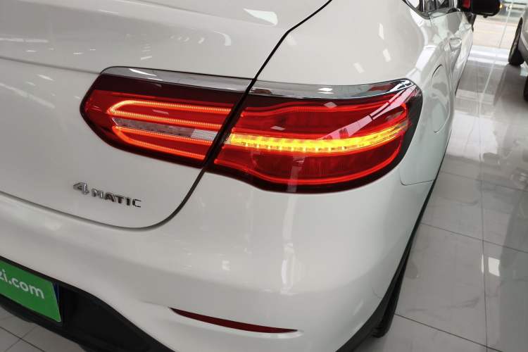 Used Mercedes-Benz GLC Coupe 2017 GLC 200 4MATIC Coupe SUV
