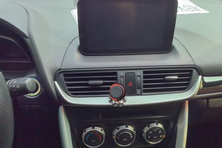 Used Mazda CX-4 2018 2.0L Automatic Two-Wheel Drive Blue Sky Dynamic Version China V Standard Audio And AC Panel