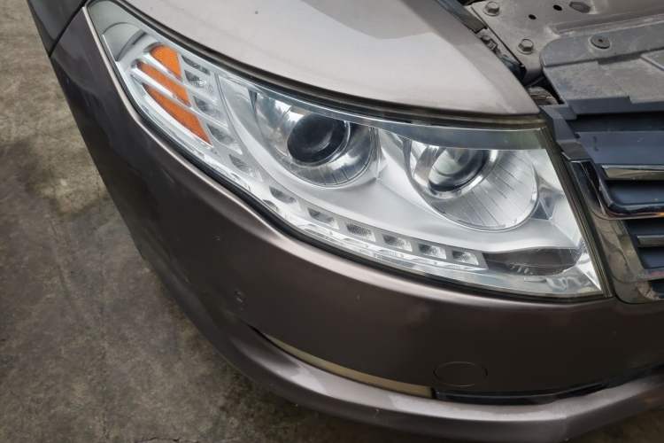 Used GAC Trumpchi GA5 2012 1.8L Manual Elite Model

