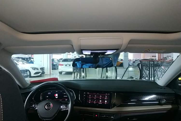 Used Volkswagen Passat 2021 330TSI Luxury Edition
