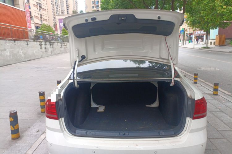 Used Volkswagen Lavida 2018 Classic 1.5L Automatic Fashion Edition China VI Standard
