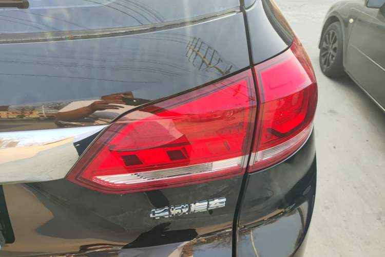 Used Haval H6 Coupe 2019 1.5T Automatic Two-Wheel Drive Luxury Smart Connectivity Version China VI Standard