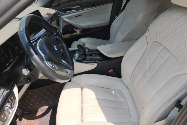 Used BMW 5 Series 2018 540i M Sport Package