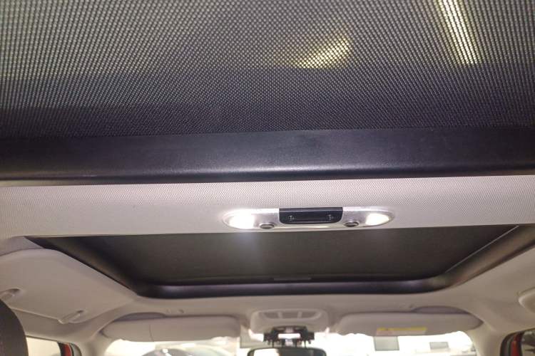 Used MINI MINI 2018 1.5T COOPER Artist Five-Door Edition
