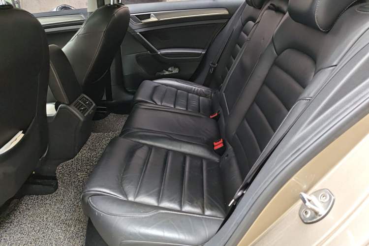 Used Volkswagen Golf 2016 230TSI Automatic Luxury Version