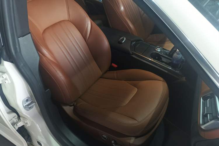 Used Maserati Ghibli 2021 2.0T Sharp Edition