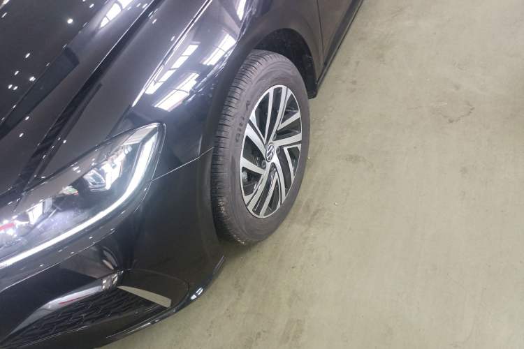 Used Volkswagen Lavida 2024 1.5L Automatic Starry Sky 5 Million Edition Exterior 4