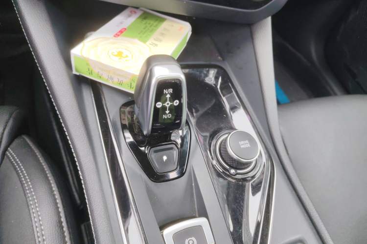 Used Lynk & Co 03 2021 2.0TD Automatic Trendy Champion Edition Gear Lever