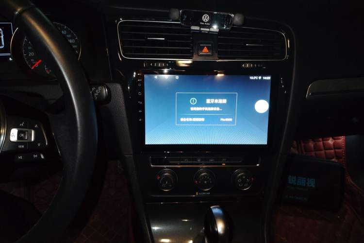 Used Volkswagen Golf 2019 1.6L Automatic Comfort Model China V Standard Audio And AC Panel