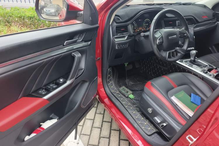 Used Haval H4 2018 Red-Label 1.5 GDIT DCT Fashion Edition
