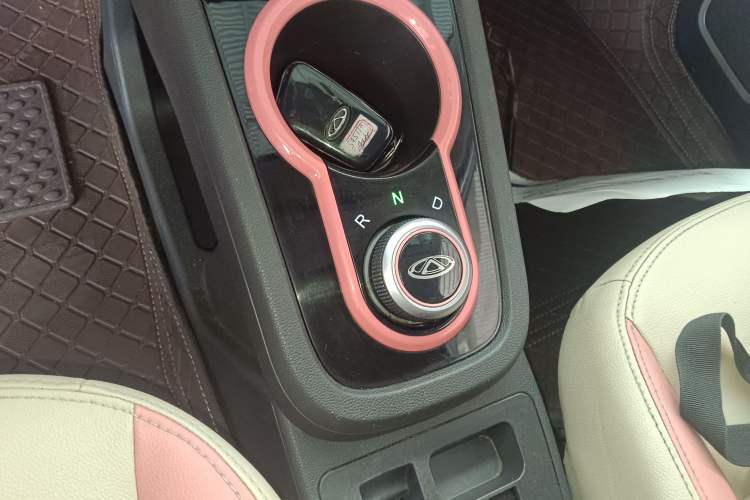 Used Chery New Energy Little Ant 2021 150 000 Yuan "Ant Fan" Edition New Ant Cool Version Lithium-Ion Battery