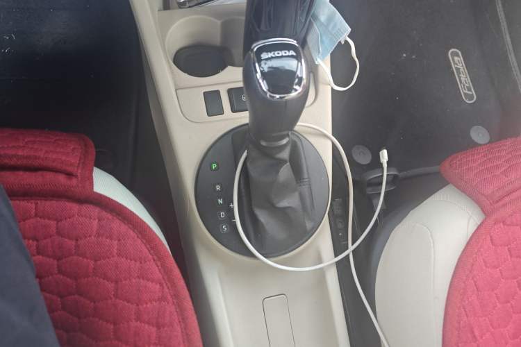 Used Skoda Fabia 2014 1.4L Automatic Crystal Edition
