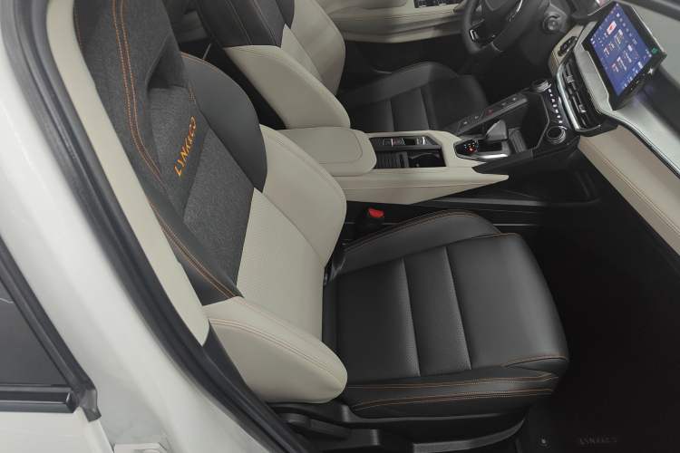 Used Lynk & Co 06 EM-P 2020 PHEV Plus