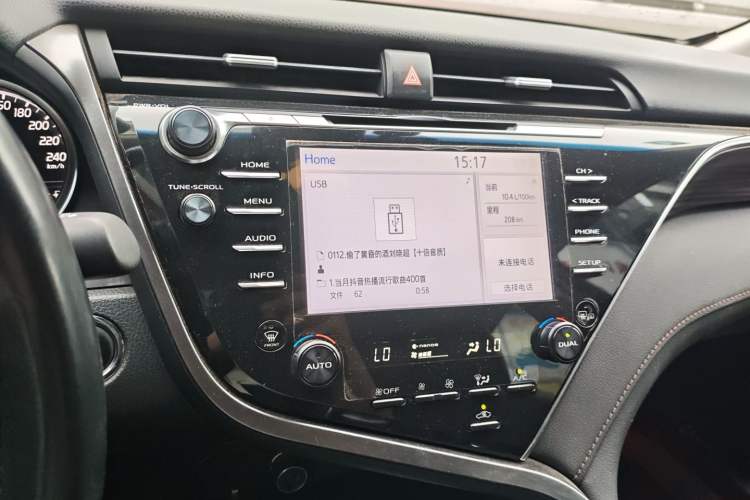 Used Toyota Camry 2018 2.5G Luxury Edition Audio And AC Panel